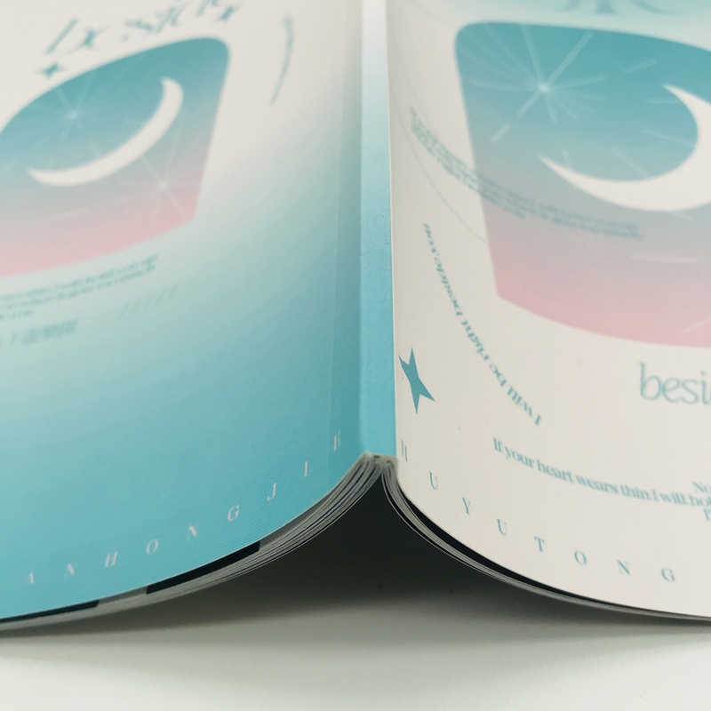 Impressão de livro ilustrado colorido personalizado 4c+4c Aprovação ISO em cores CMYK