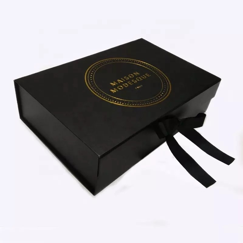 Caixa de sapato de presente de papel kraft dobrável biodegradável reciclável Cmyk Color