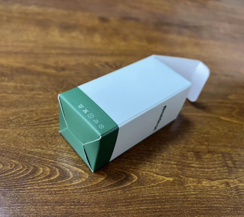 Eco Kraft amigável corrugou o OEM alaranjado do verde pequeno da caixa de embalagem 90mm 13cm